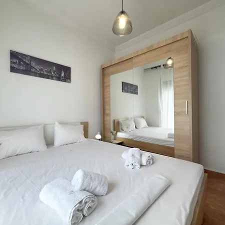 Appartement Happy Nest In With Patio Thessalonique